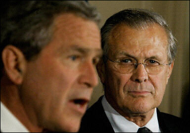 Foto de Bush y Rumsfeld